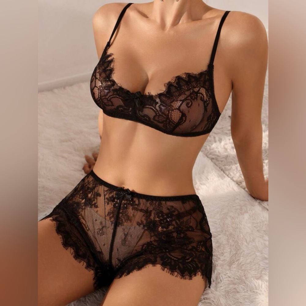 Black eyelash lace set